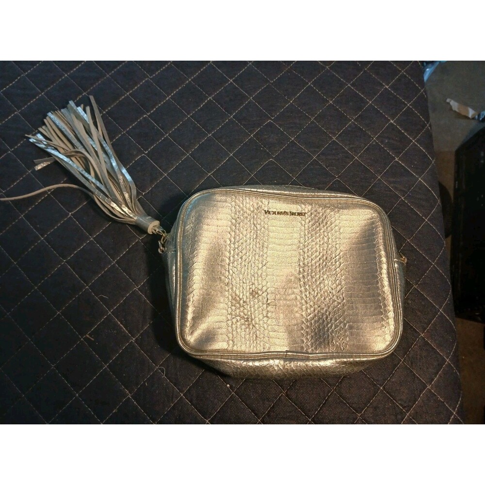Victoria Secret Metallic Silver Bag Club Dinner With A Tassel Logo